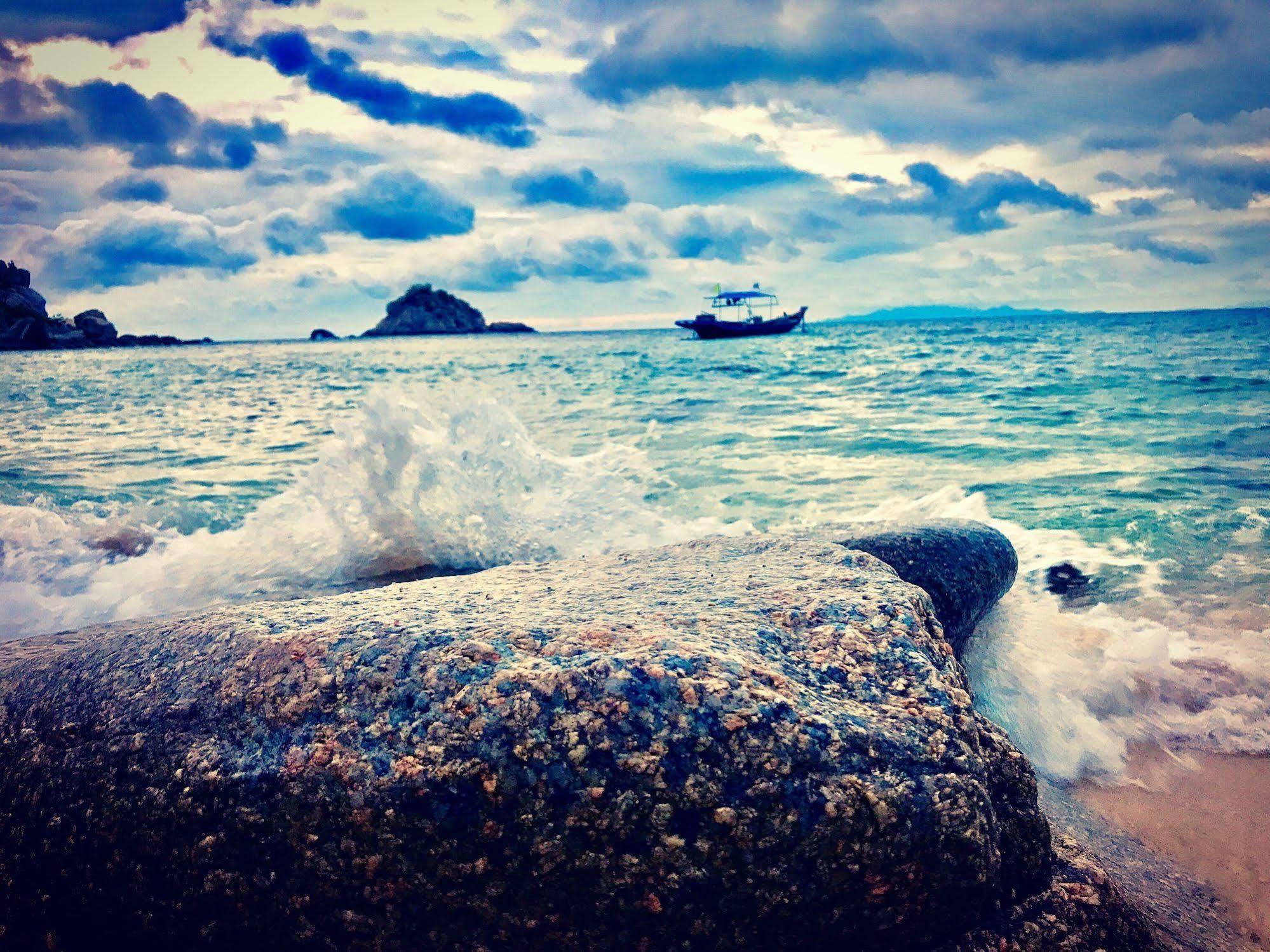インディー ホステル コ タオ タオ島 エクステリア 写真